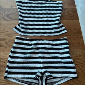 SHEIN Black and White Striped Crop Top